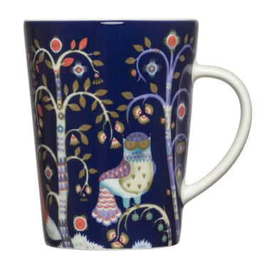 Iittala Taika Becher aus weißem Porzellan hergestellt, spielerisches Design, Volumen: 0,3l, Maße: 10,2 x 7,7 x 10 cm, 1070922 im Sale